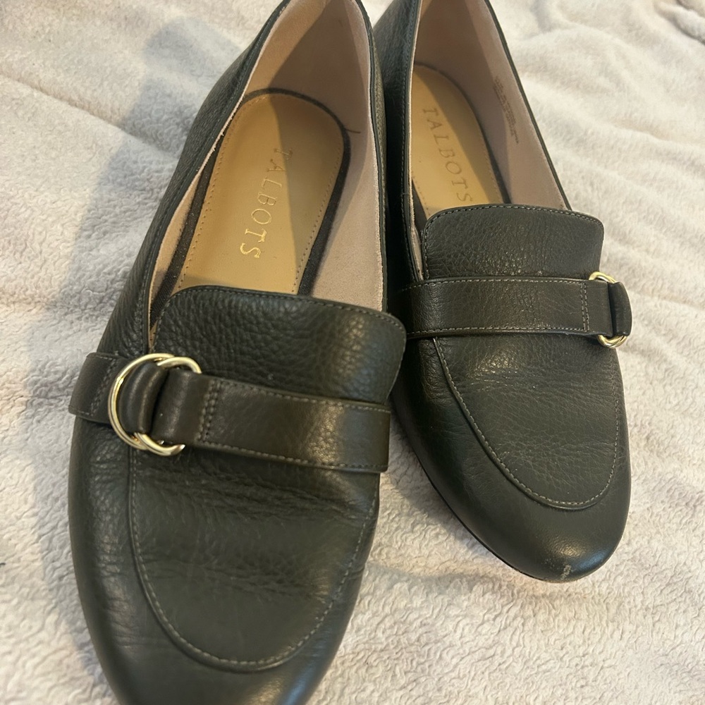 Talbots Leather Loafers Olive Green Low Heel Shoes Women’s 5.5